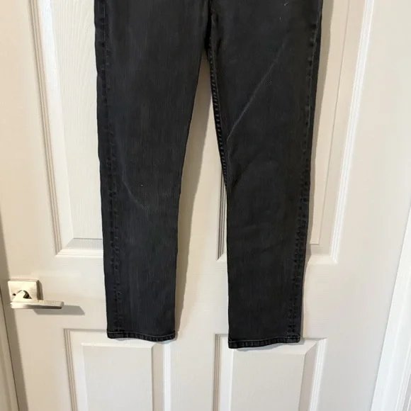 Reformation Liza High Rise Straight Jeans in Washed Black Size 24 - Picture 5 of 9